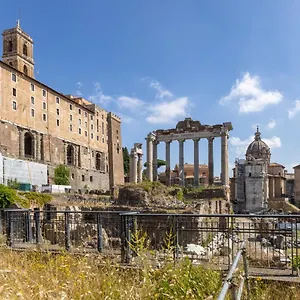 https://vg-fori-imperiali-5-stelle-appartamento-elegante.it-romehotels.com